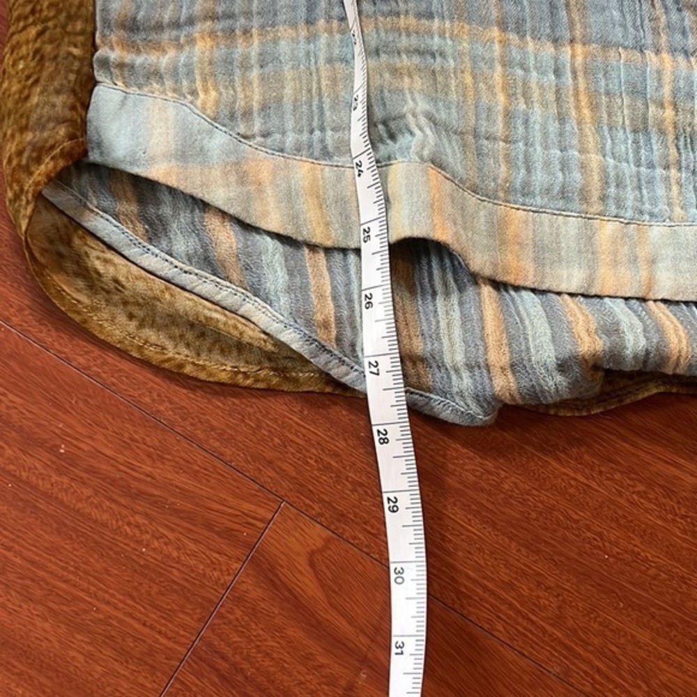 Soft Surroundings long sleeve light weight blouse PS‎ - Picture 9 of 14